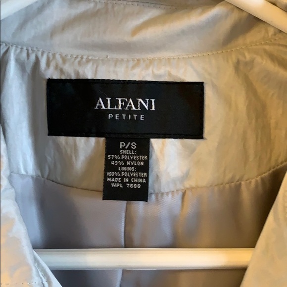 Silver trench coat - Picture 2 of 5